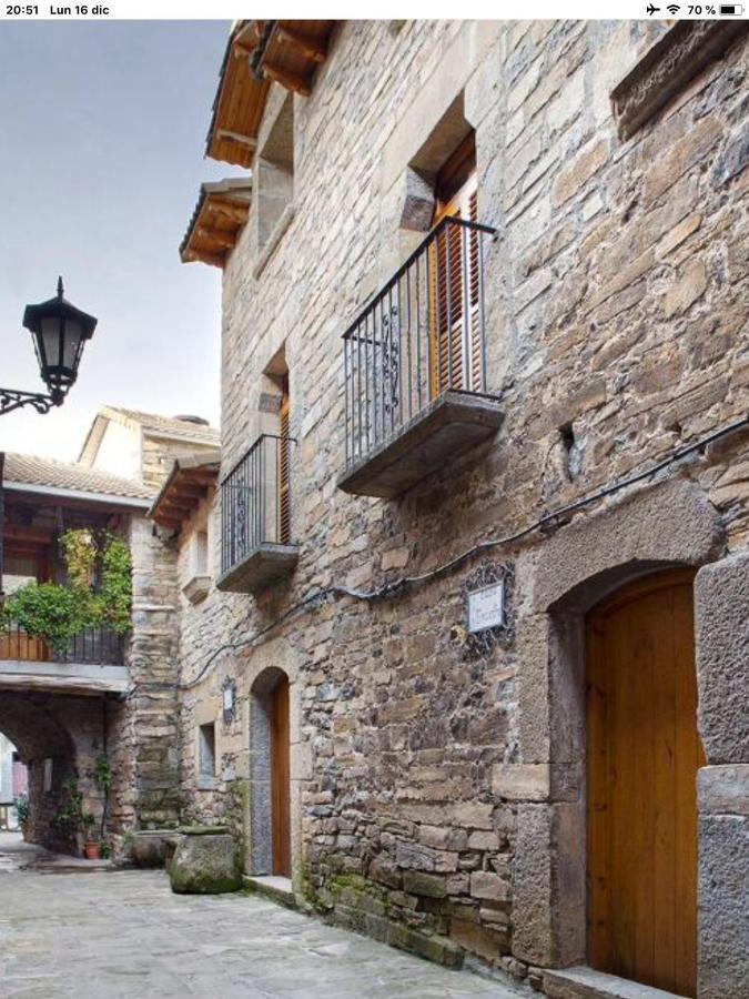 דירות El Pueyo de Araguás Preciosas Vistas A La Montana, Luminoso Y Acogedor מראה חיצוני תמונה