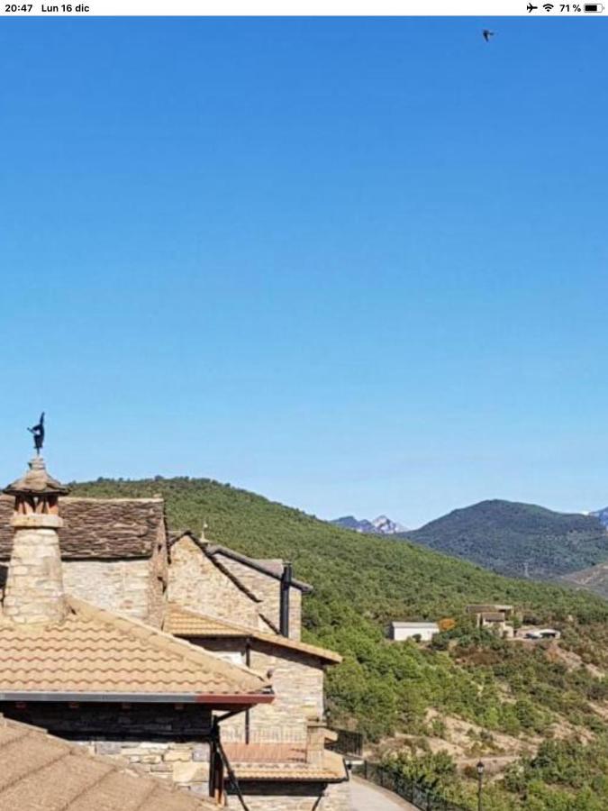 דירות El Pueyo de Araguás Preciosas Vistas A La Montana, Luminoso Y Acogedor מראה חיצוני תמונה
